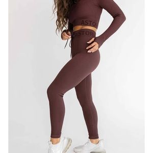 Astoria Ribbed Leggings